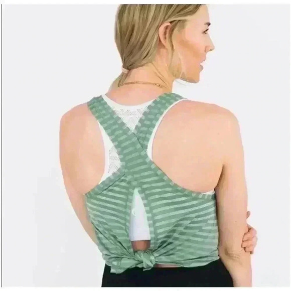 Zyia Active Split Back Green Tank Tank, Medium (Est.) - Picture 3 of 10